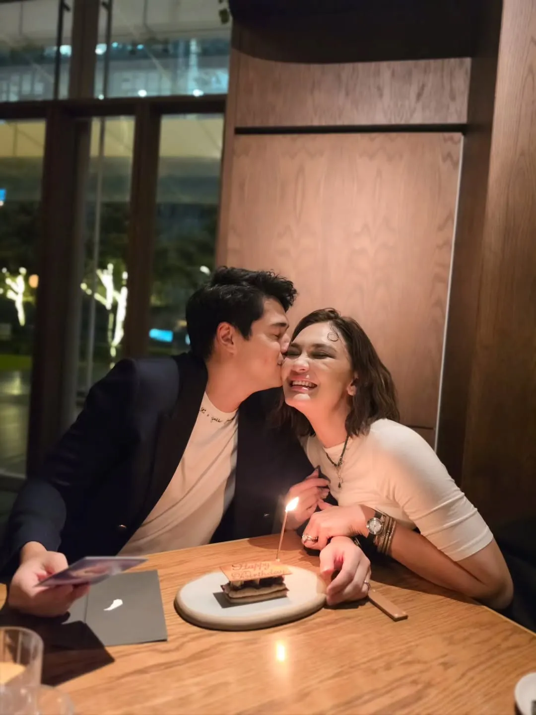 Luna Maya Ingin Anak Kembar Sekaligus (credit: instagram/lunamaya)