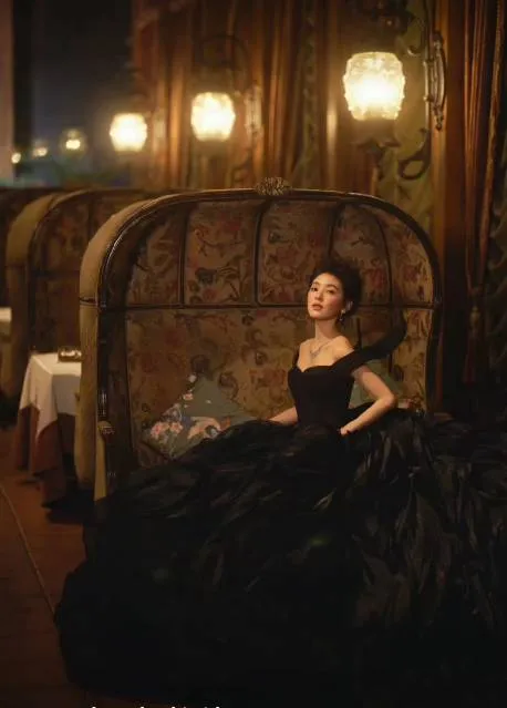 Zhang Ruonan - Weibo:Zhangruonan