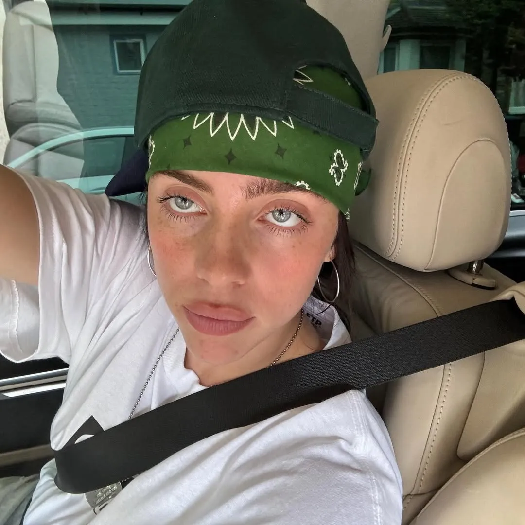 Makna Lagu Billie Eilish - happier than ever (credit: instagram/billieeilish)