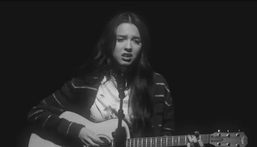 Makna Lagu Enough For You Olivia Rodrigo (credit: Youtube.com/Olivia Rodrigo)