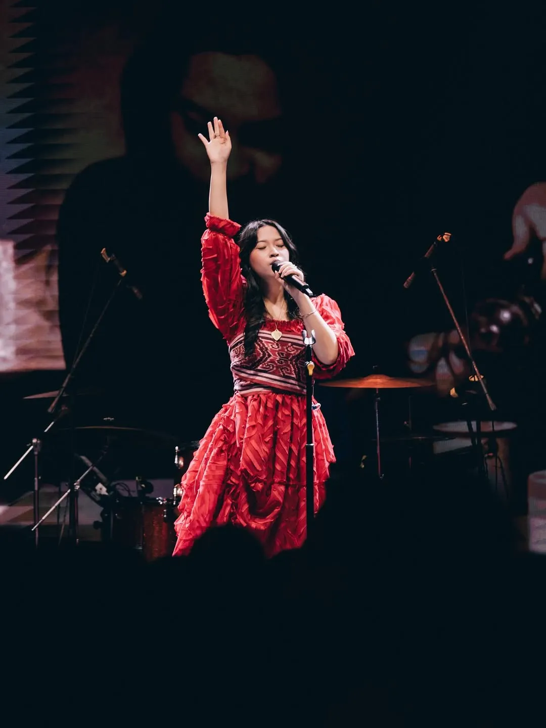 Lirik Losing Us terasa menyakitkan bagi banyak pendengar (credit:instagram.com/raissanggiani/felisitasya.m)