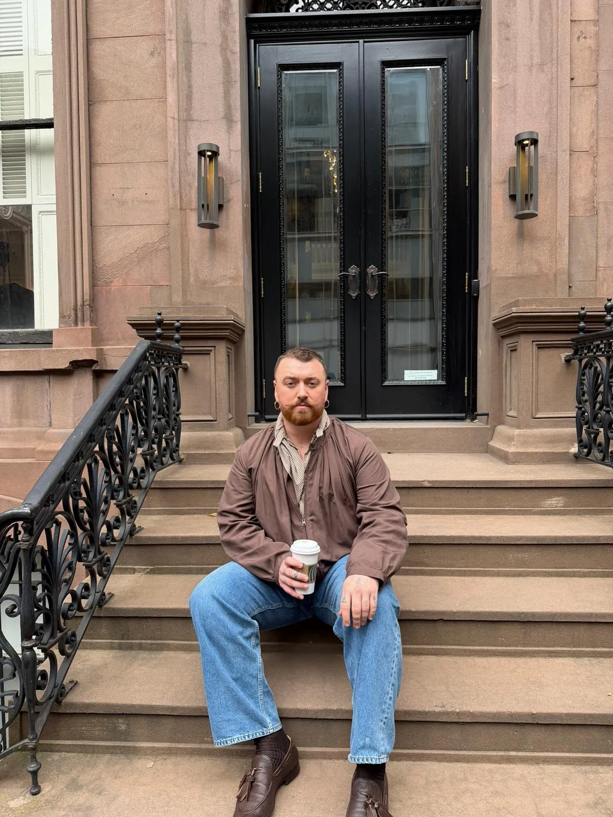 Doa dan Harapan di Tengah Kesepian  (credit: Instagram.com/samsmith/)