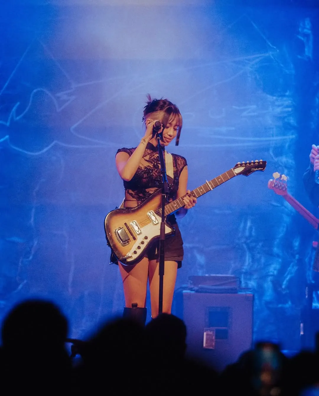 makna lagu take care niki - instagram.com/@nikizefanya