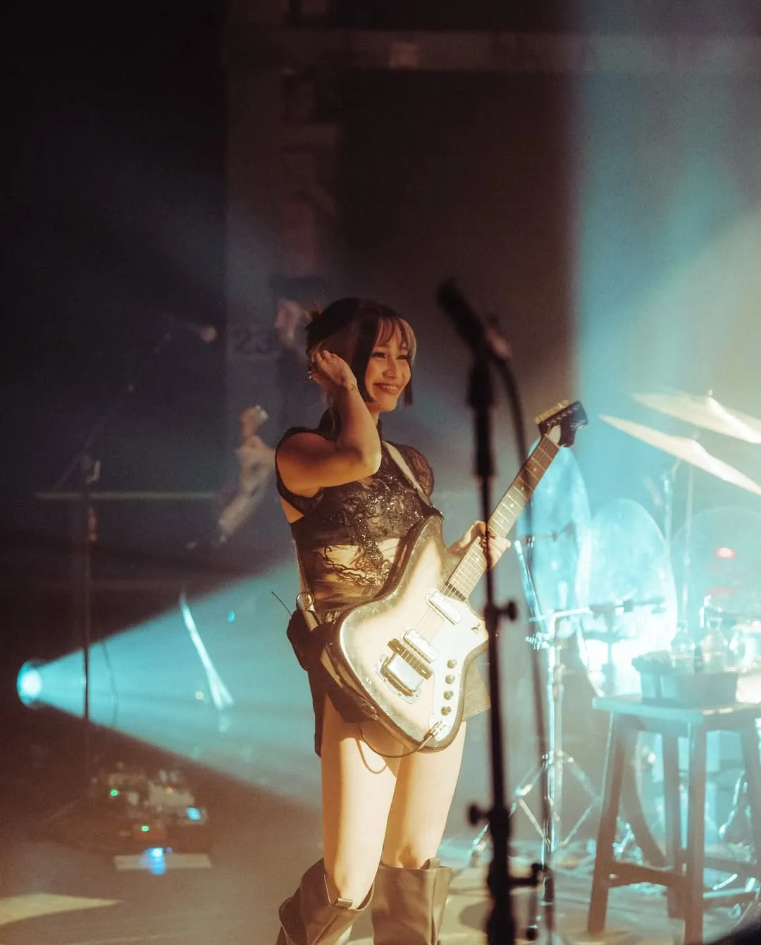 makna lagu take care niki - instagram.com/@nikizefanya