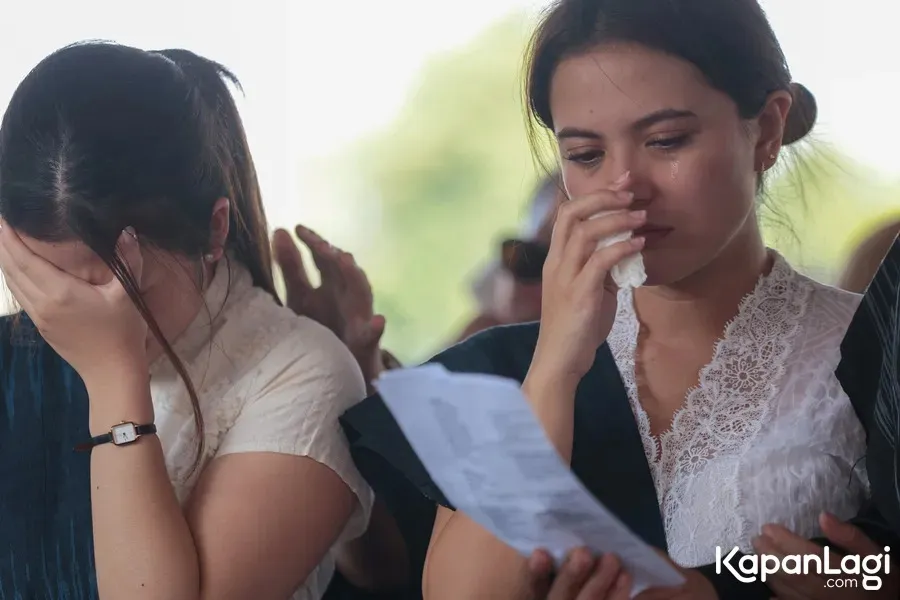 Marsha Aruan pakai baju putih © KapanLagi.com/Budy Santoso