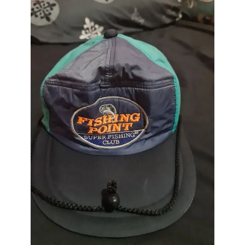 Rekomendasi topi vintage. 