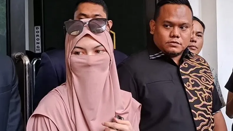 Wardatina Mawa menoleh © KapanLagi.com/Fikri Alfi Rosyadi