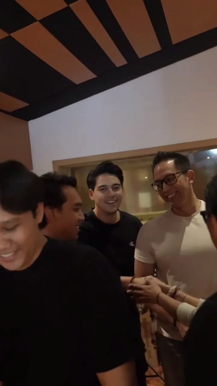 Suasana Saat Maxime Bouttier Rekaman di Studio (credit: Instagram.com/bouttier_maxime/)