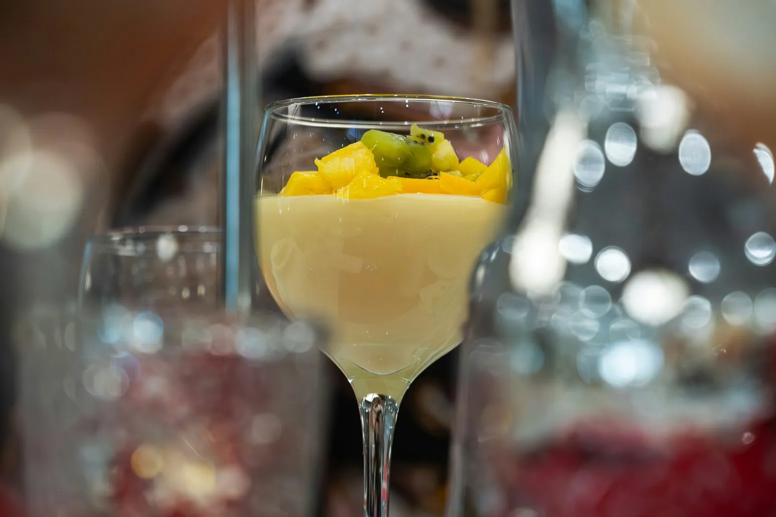 Pilihan menu buka puasa yang sehat selama bulan Ramadan (credit:unsplash.com/id/@tjsocoz)