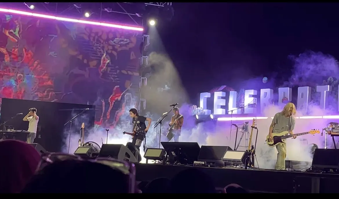 Xdinary Heroes di panggung Prambanan Jazz 2026 KapanLagi.com/Febi Anindya Kirana