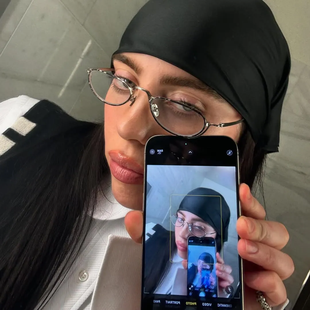 Ternyata Billie Eilish Benci Namanya Sendiri Karena Hal Ini (credit: instagram/billieeilish)