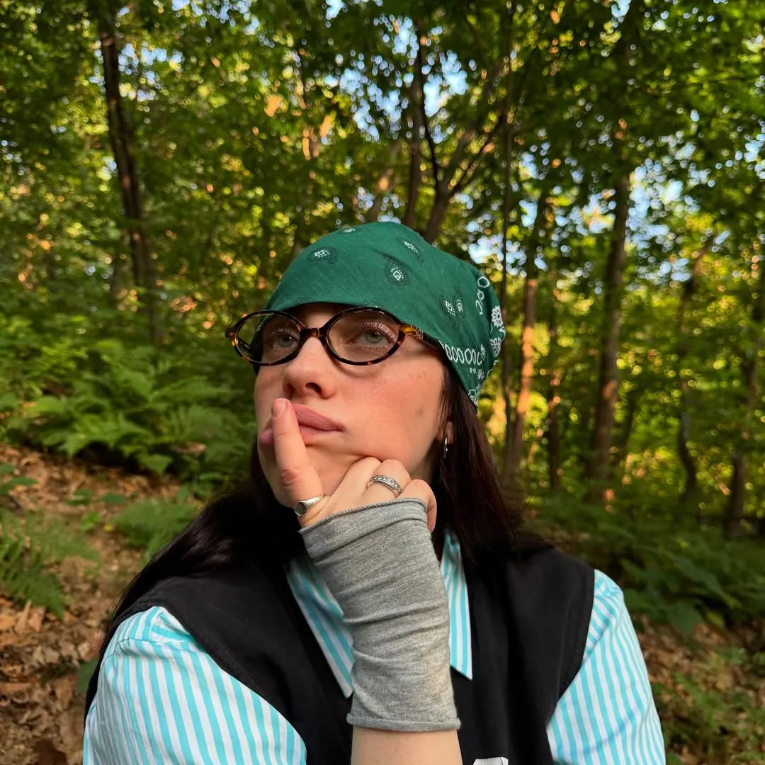 Ternyata Billie Ellish Benci Namanya Sendiri Karena Hal Ini (credit: instagram/billieeilish)