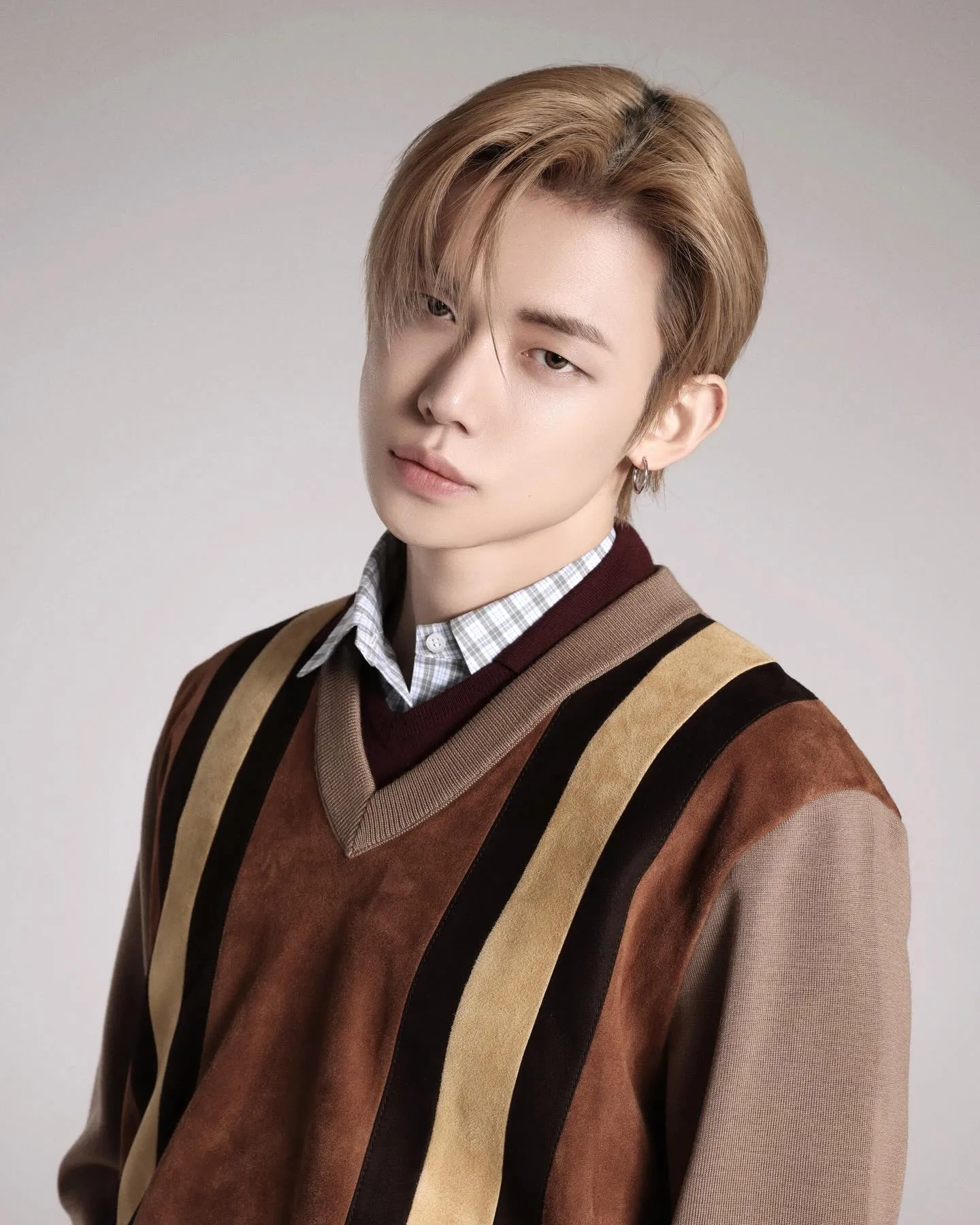 Yeonjun sebagai friend of the house miumiu/Instagram.com/miumiu