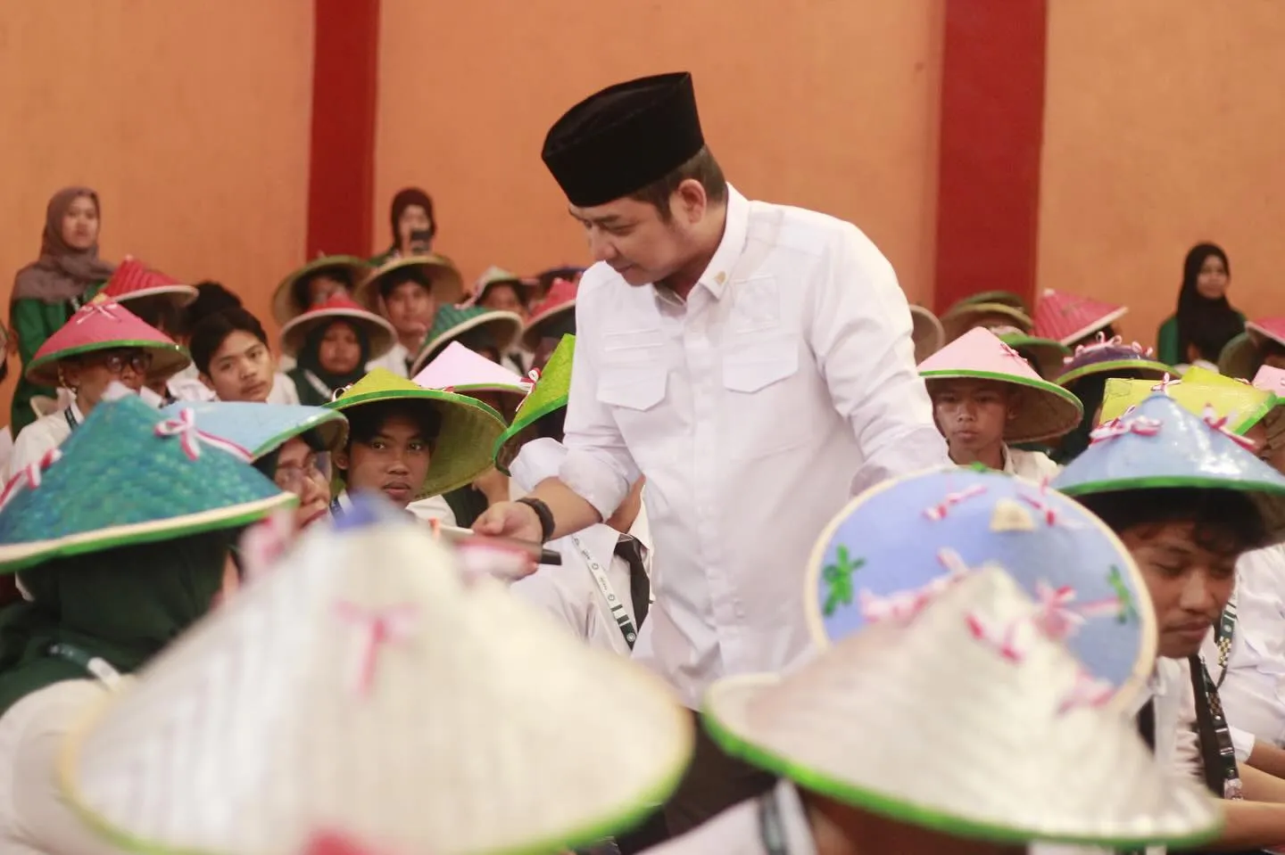 Interaksi Dua Arah
