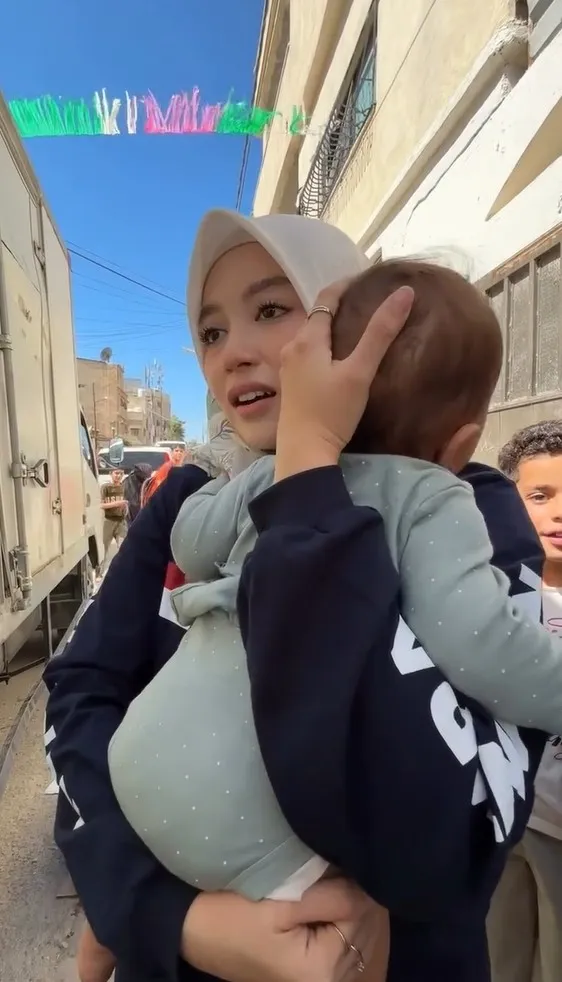 instagram.com/nblh.ayu