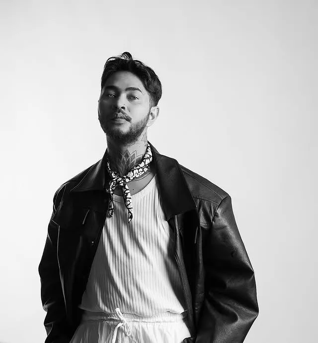 Onadio Leonardo pakai jaket © instagram.com/onadioleonardo_official