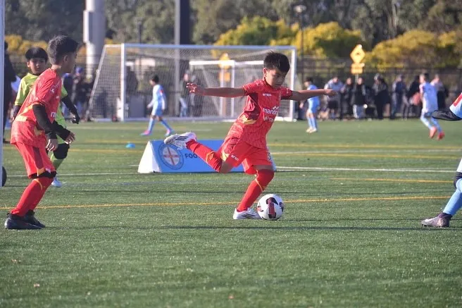 instagram.com/ramadhaniabakrie