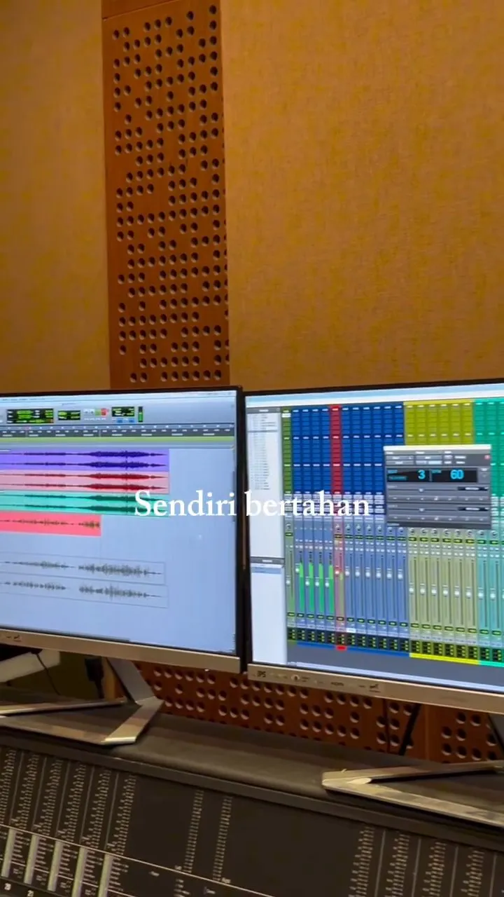 Audio rekaman lagu Niki Becker (credit: Instagram.com/nikitabecker_/)