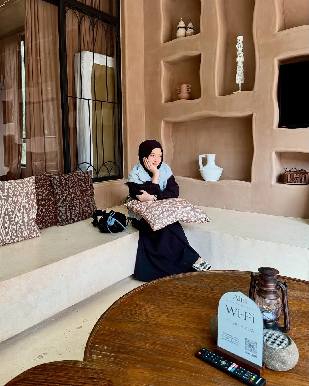 (credit: instagram.com/nissa_sabyan)