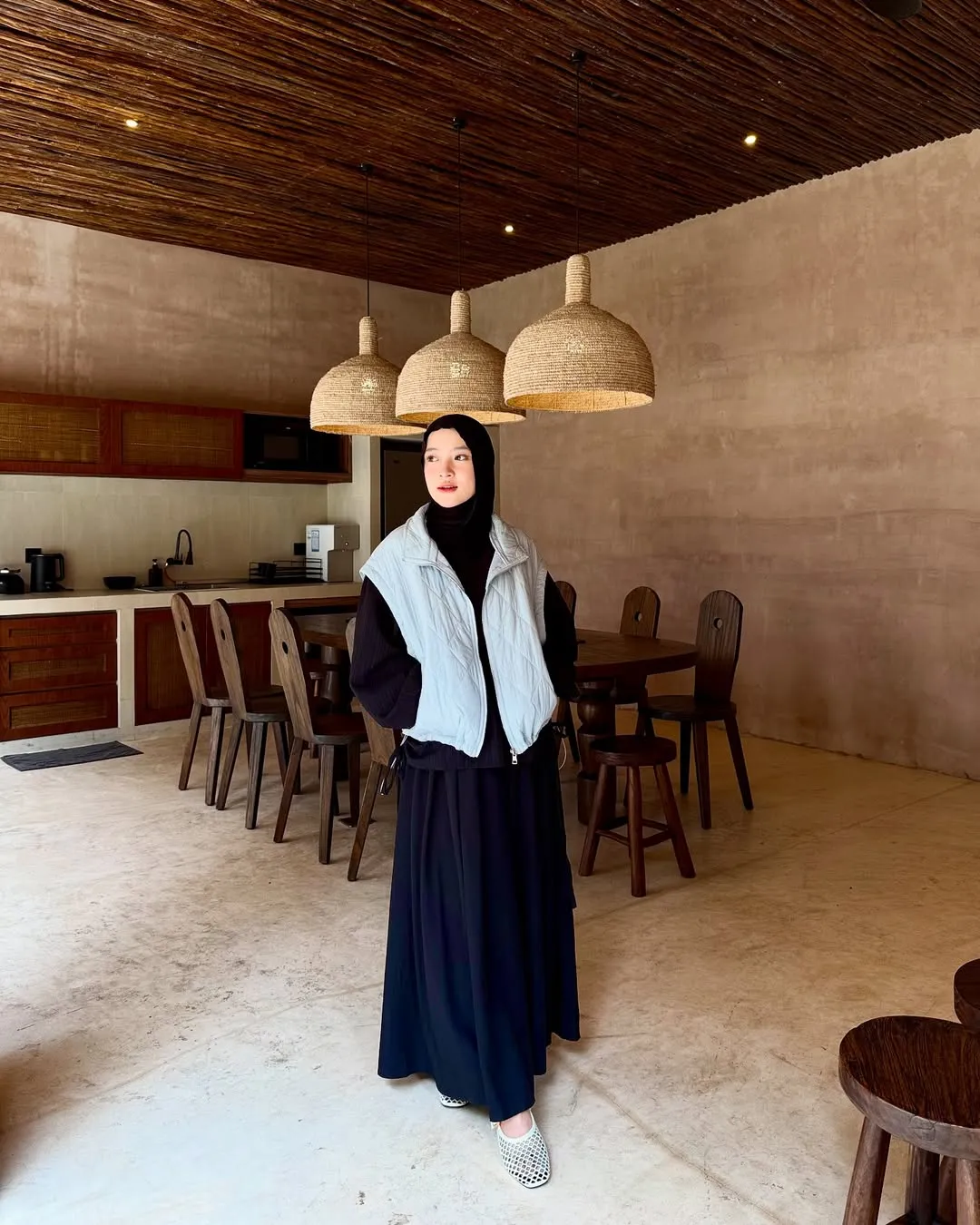 (credit: instagram.com/nissa_sabyan)