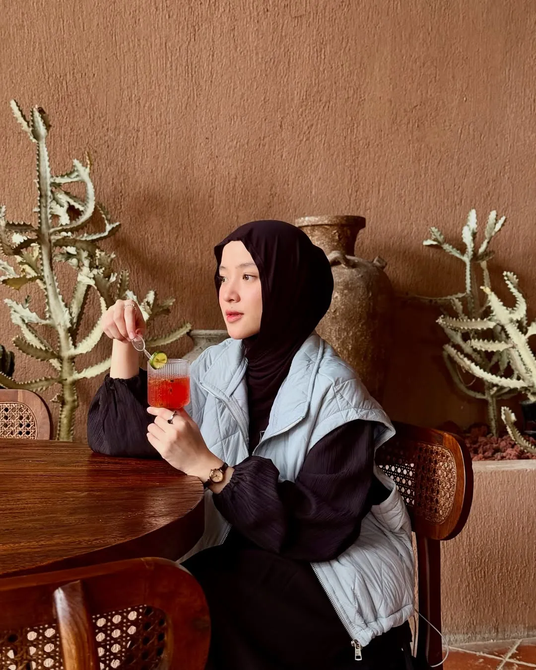 (credit: instagram.com/nissa_sabyan)