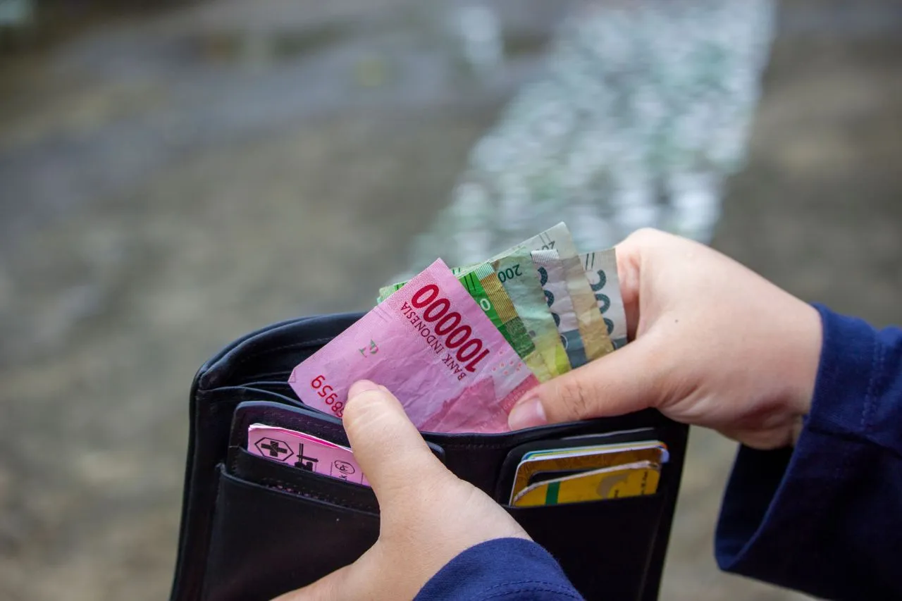 Ilustrasi Rupiah (Photo by Ahsanjaya on Pexels)
