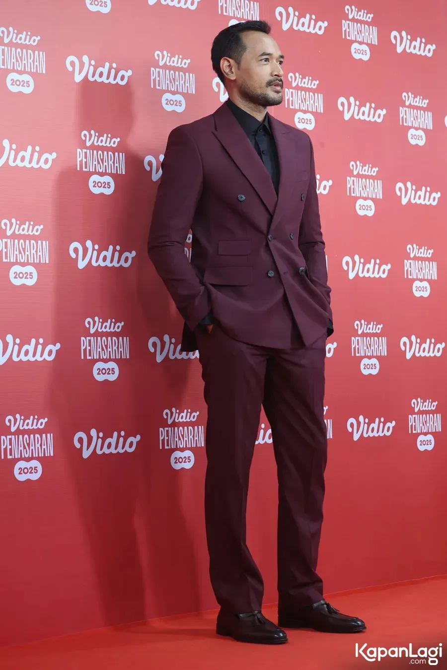 Oka Antara di Red Carpet © KapanLagi.com/Budy Santoso