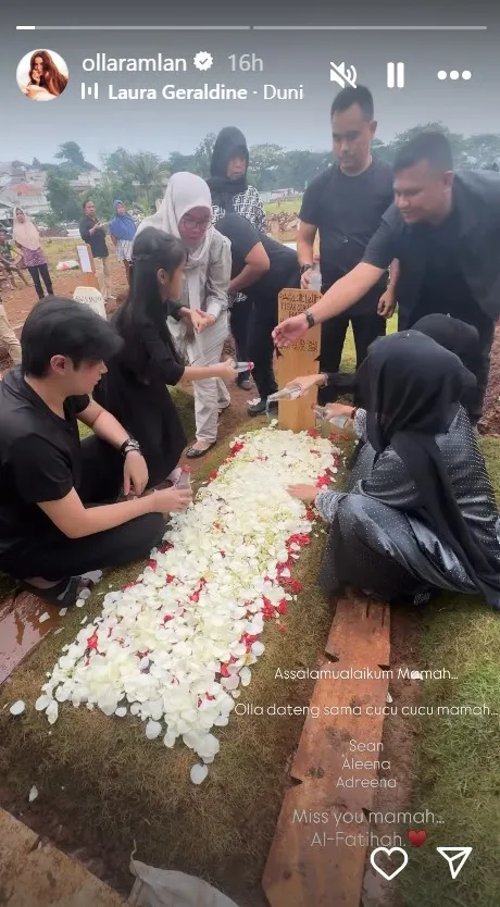 Olla Ramlan di 7 Harian Sang Ibu  (cr:instagram.com/ollaramlan)