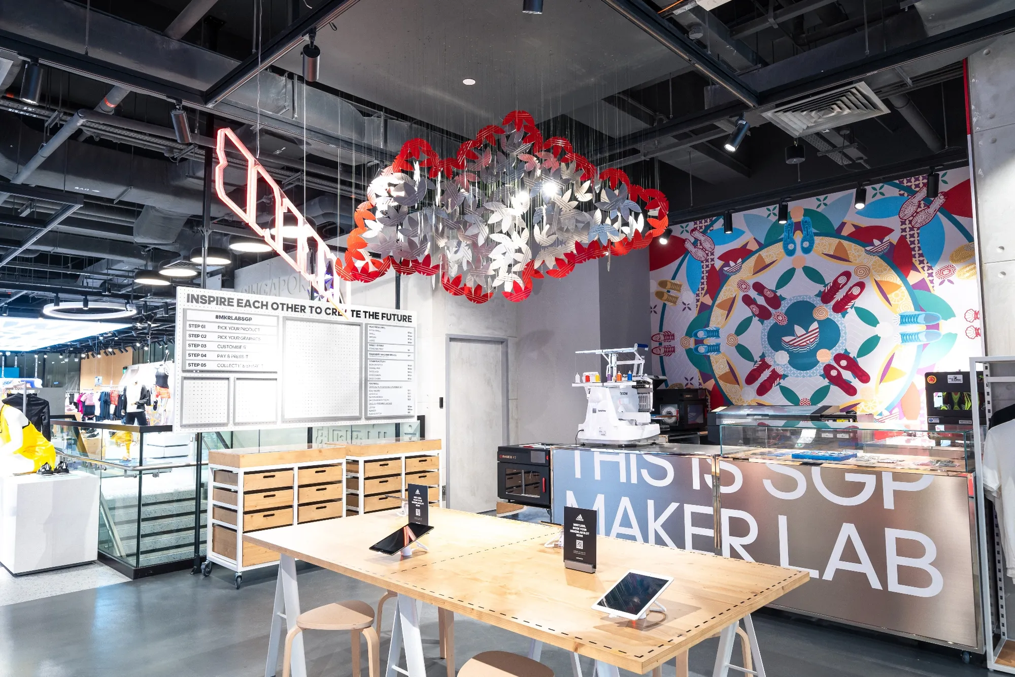 Desain futuristik adidas Brand Centre Singapore. Foto: adidas Singapore