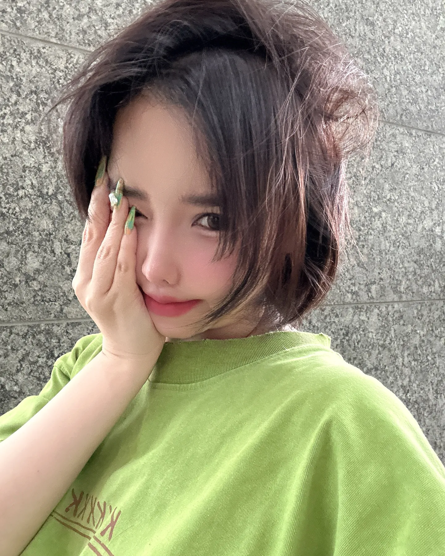 Park Bom Sempat Ungkapkan Kondisinya Baik  (credit: Instagram.com/newharoobompark/)