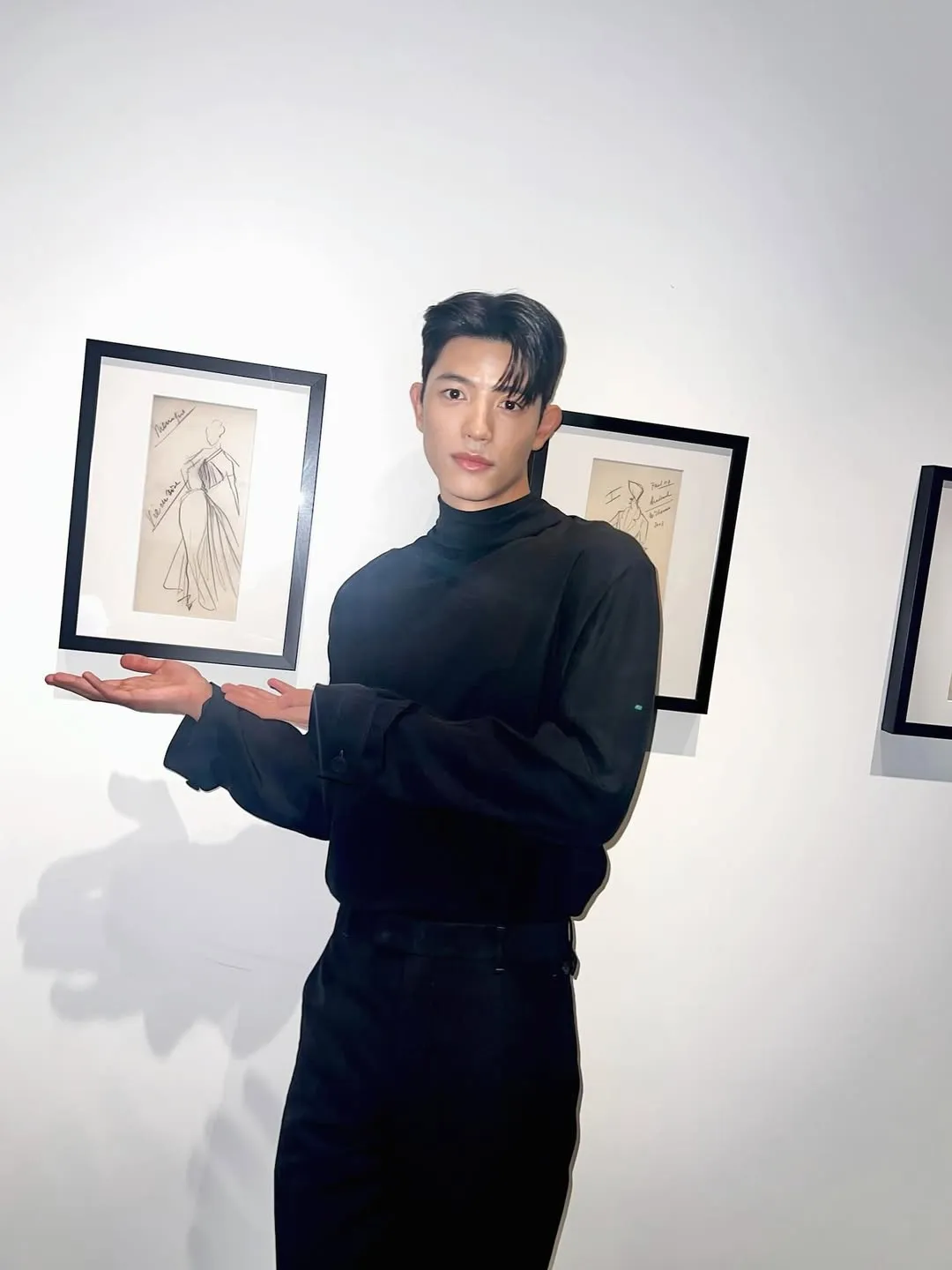 Potret Park Solomon dengan looks casual namun elegan / Instagram lomon991111