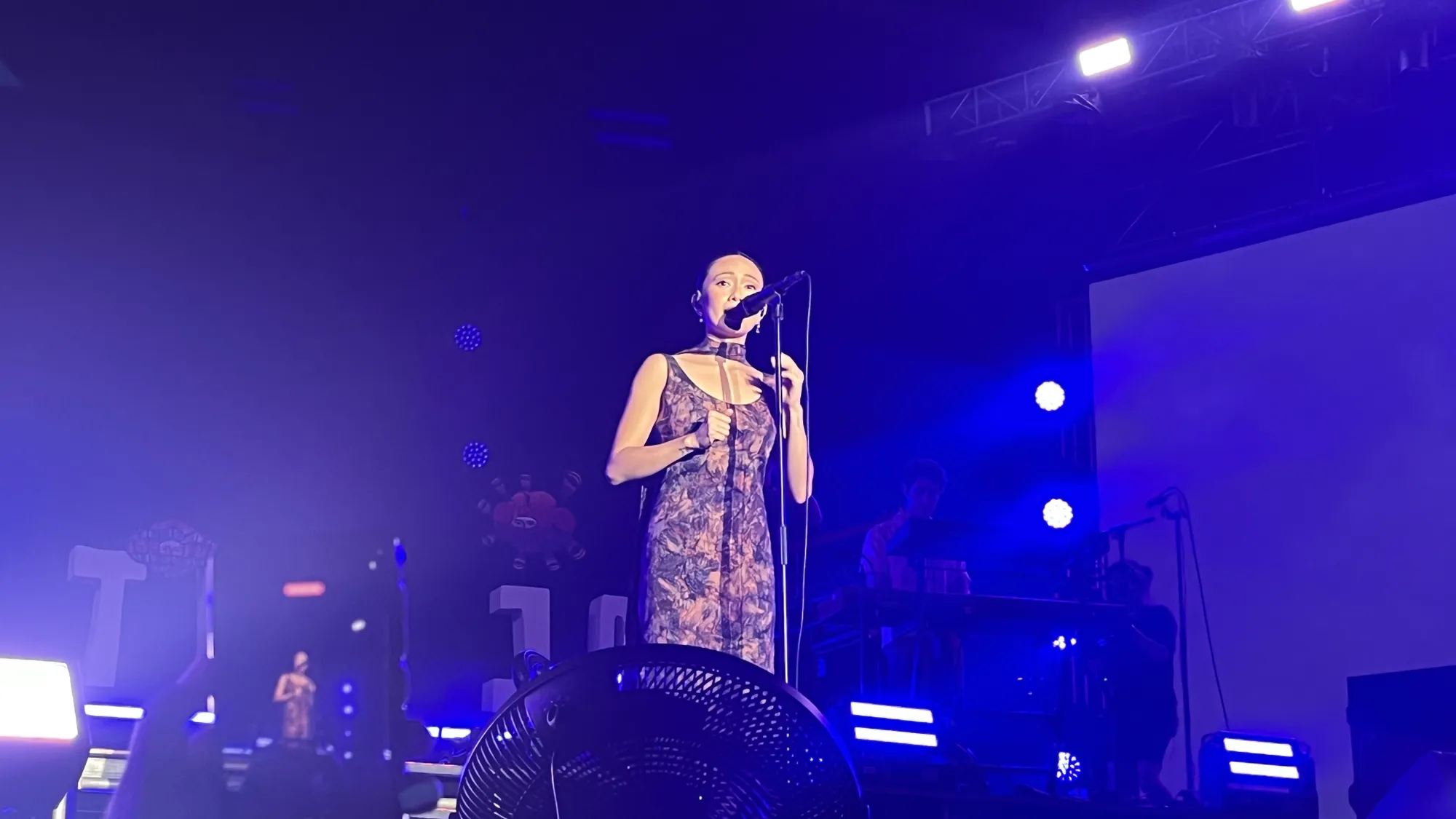NIKI di Prambanan Jazz 2026 (Â© KapanLagi.com/Vania Al Kautsar)