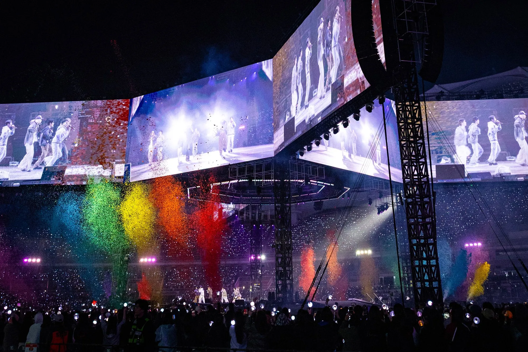 Megahnya Konser BTS (c) x.com/bts_bighit