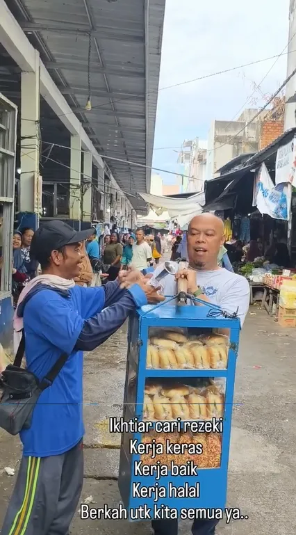 Edwin bikin konten © instagram.com/edwinbejo