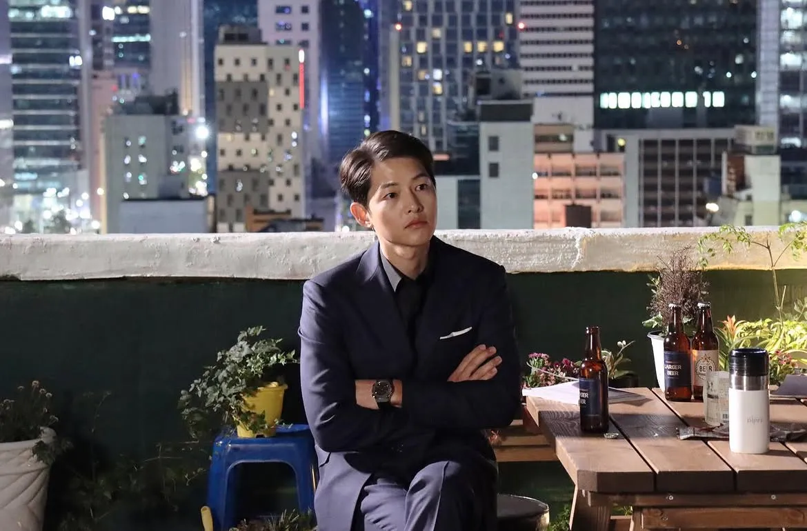 Song Joong Ki as Vincenzo.(Foto: instagram/ hi_songjoongki)