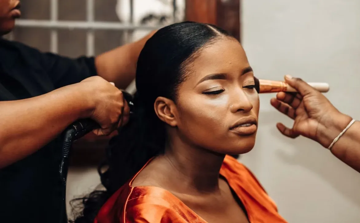 Titik Aplikasi Makeup di Wajah. (Unplash/Bright Eliya)