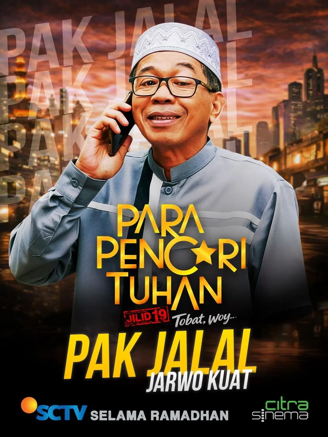 Jarwo Kwat pegang hp di telinga Â© instagram.com/deddy_mizwar