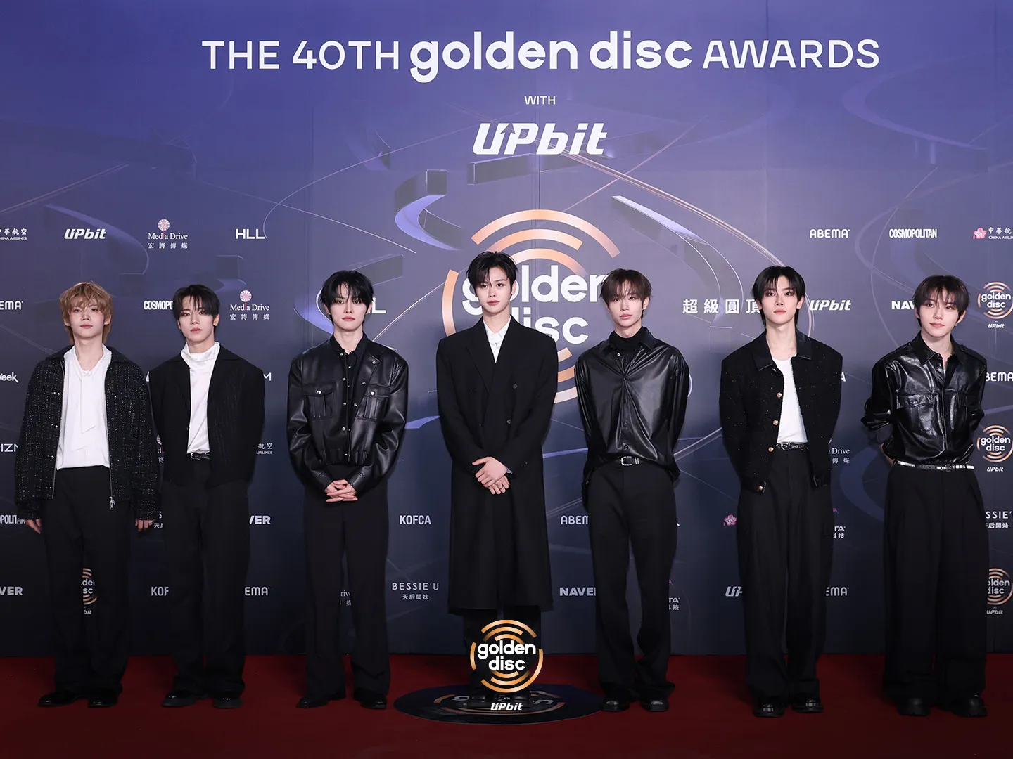 CLOSE YOUR EYES di red carpet 40th GDA (credit: x.com/_GoldenDisc)