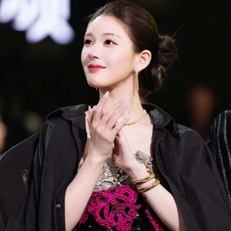 Zhao Lusi - copyright: x.com/@C_EntWomen