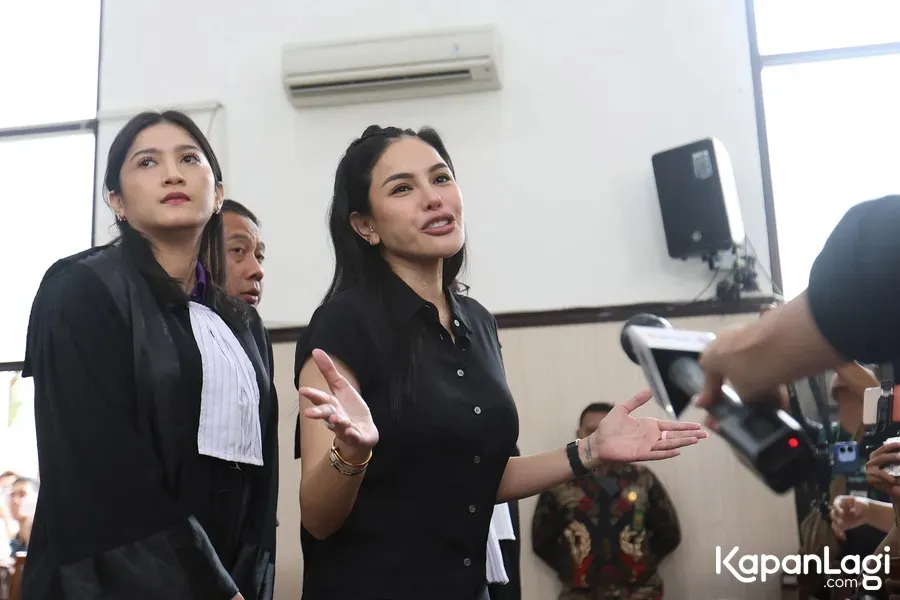 Nikita Mirzani hadapi wartawan © KapanLagi.com/Budy Santoso