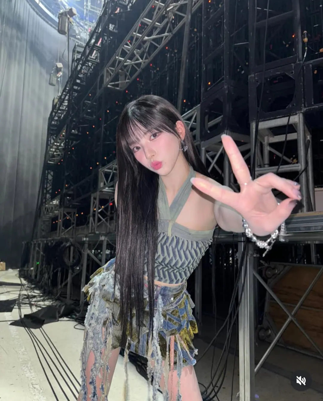 Karina aespa (Image by katarinabluu on Instagram)