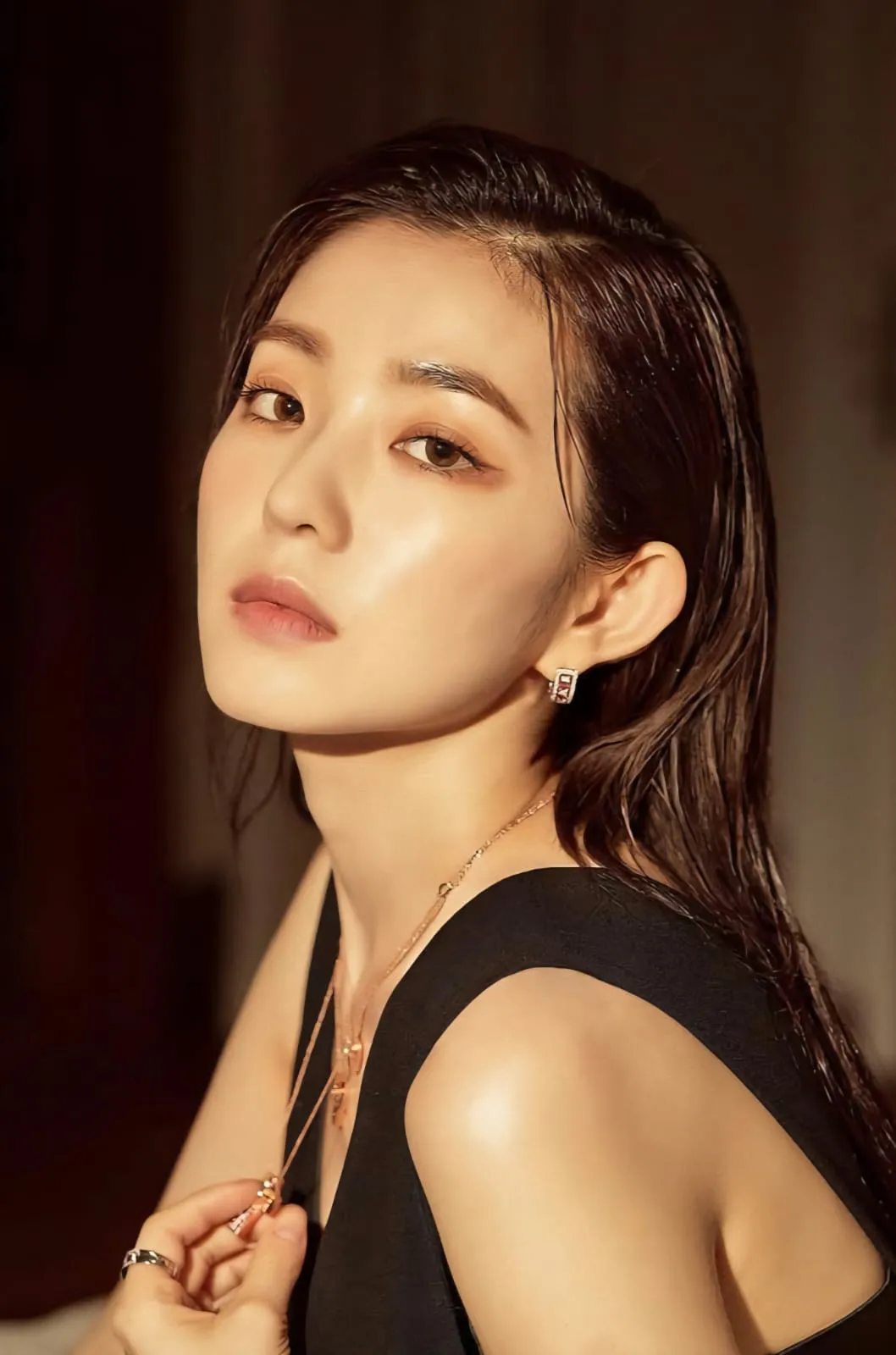 Gaya Elegan dan Berkelas, Irene Selalu Jadi Sorotan