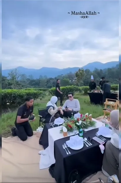 (credit: instagram.com/princessyahrini)