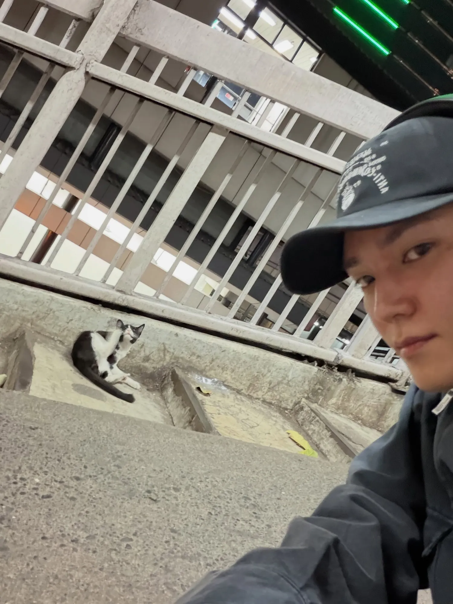 Taeyong NCT jalan-jalan di Jakarta (instagram.com/taeoxo_nct)