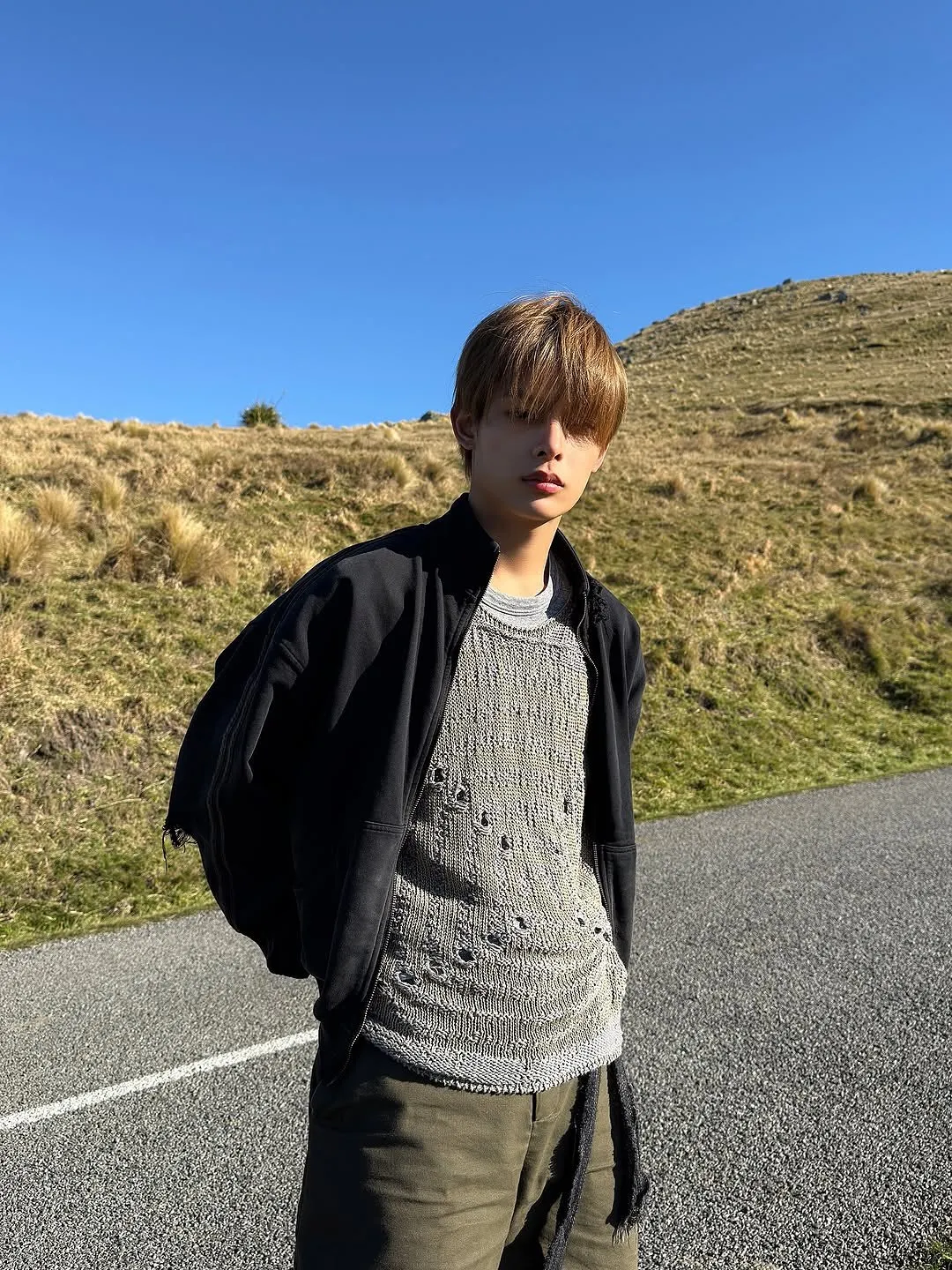 potret tampan James CORTIS/cr: Instagram @james__cortis