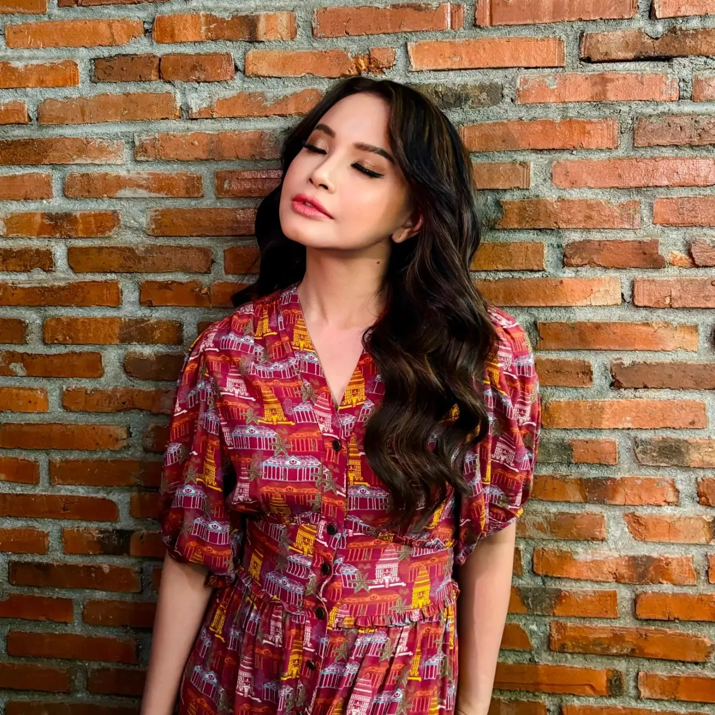 Transformasi Rossa yang semakin fresh. (instagram.com/itsrossa910)