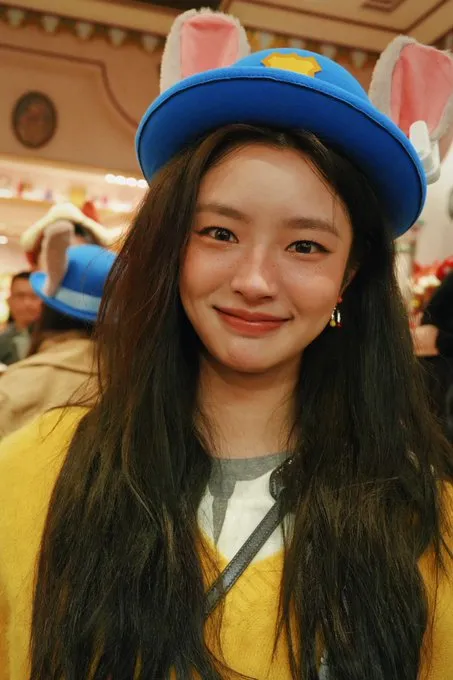 Potret gemas Xu Ruohan (Credit: X.com/xu ruohan archive)