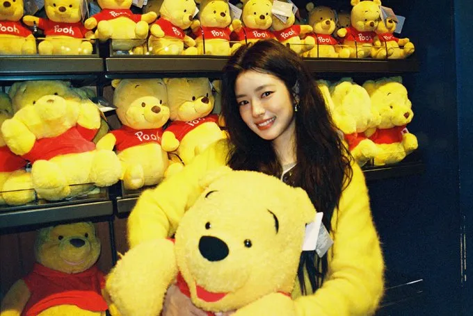 Potret imut Xu Ruohan (Credit: X.com/xu ruohan archive)