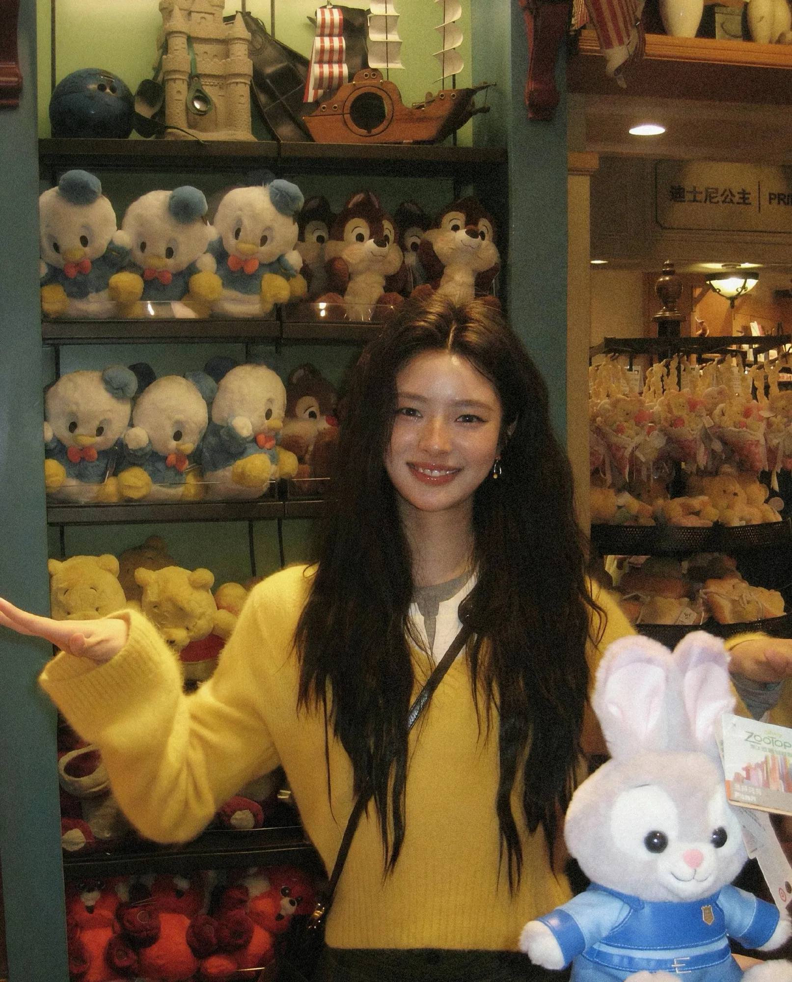 Xu Ruohan tampil memesona (Credit: X.com/xu ruohan archive)