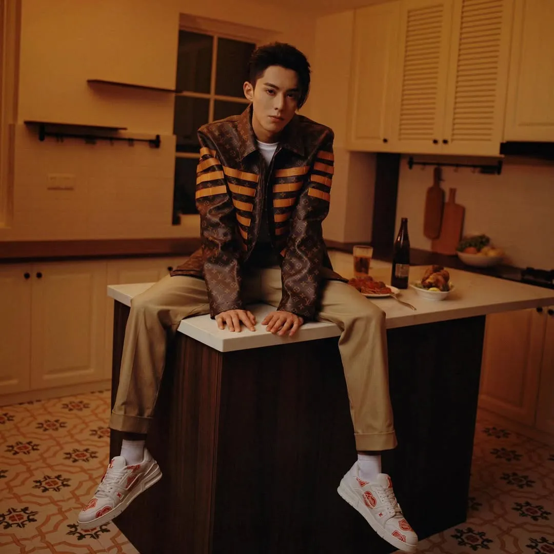 profil aktor drama China Dylan Wang/cr: instagram @dylan_wang_1220